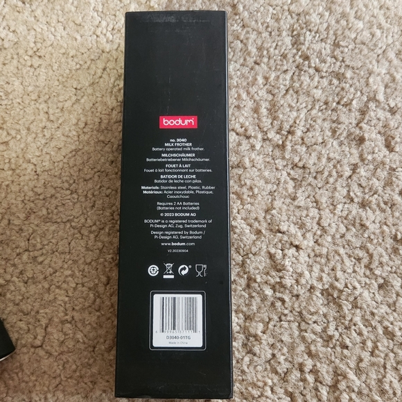 Bodum SCHIUMA Battery Operated Milk Frother - Picture 6 of 10